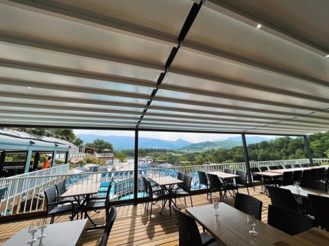 Pose de pergolas rétractable à Bourdeaux